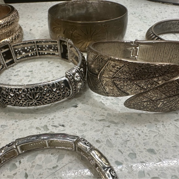 Vintage lot of 10 mid century bangles and braclets - Picture 11 of 16